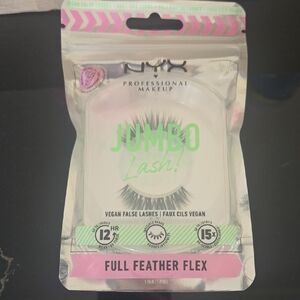 NYX Jumbo Lash Vegan False Lashes - Black